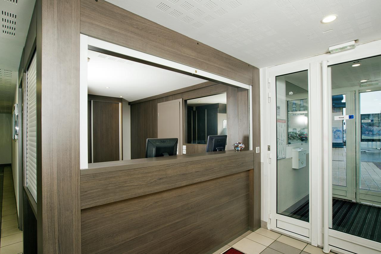 Séjours&Affaires Pantin Charles De Gaulle Exterior foto
