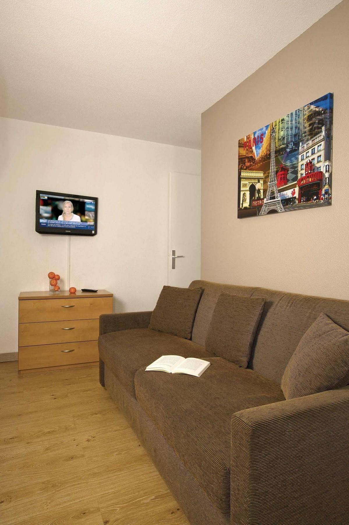 Séjours&Affaires Pantin Charles De Gaulle Exterior foto